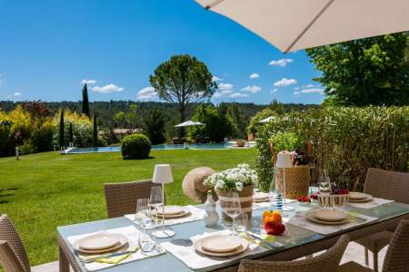 Petit-déjeuner. Tarifs Maison Pauseto · Maison de Vacances proche d’Aix-en-Provence