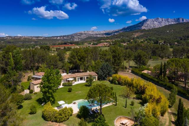 Maison Pauseto, Maison de Vacances à Louer proche d’Aix-en-Provence